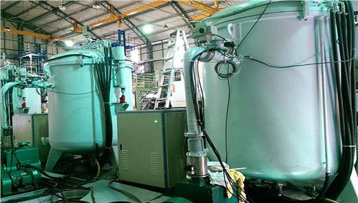 Graphene graphitization furnace