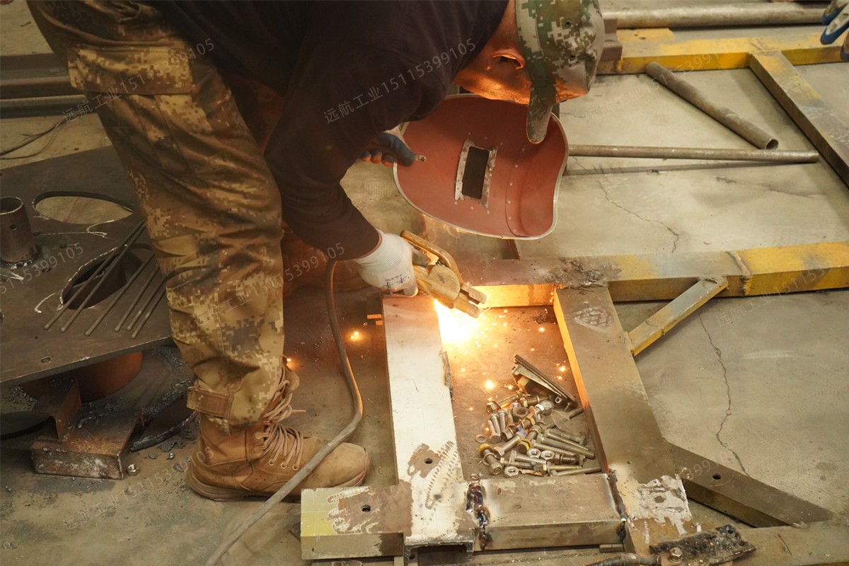 High-Temperature Graphitization Furnace Technical Analysis：YouHow MaterialEnterFurnace？——discussLoading Capacity、DirectionStyleandToolingRelated Matte
