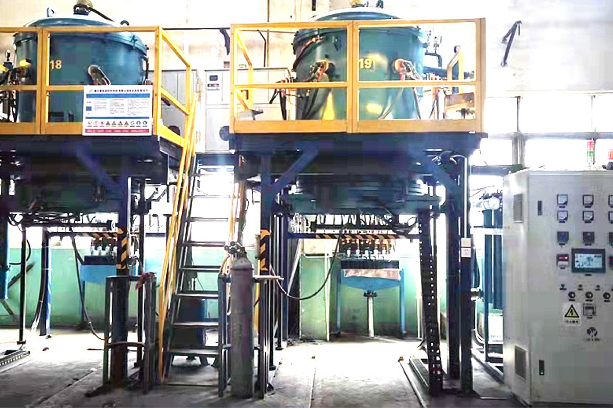 Bottom Discharge CVD/Carbonization Furnace